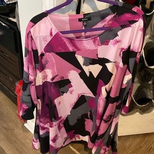 Flowing Alfani tunic. Pink and black. 3/4 sleeves. 3x